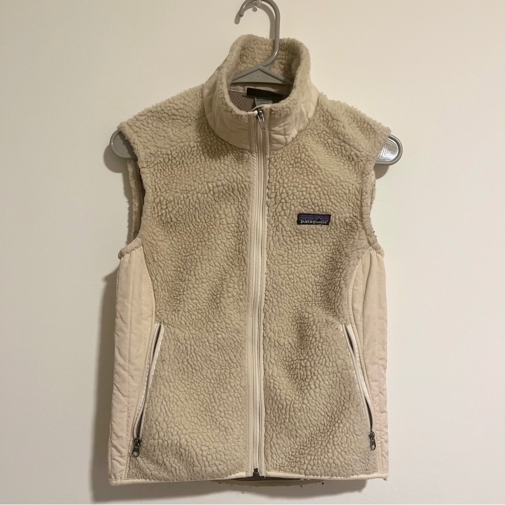 Women's Patagonia Retro-X Vest in Natural W/Rice Paper — Size M
